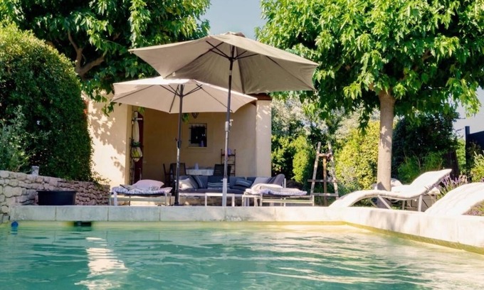 Oppede Villa | Elegant Opède Retreat with Private Pool & Ocean Views