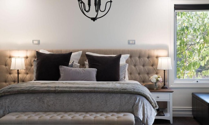 Hepburn Springs House | Relax at Provence Spa Villa 2 - Rated 9/10 by Guests