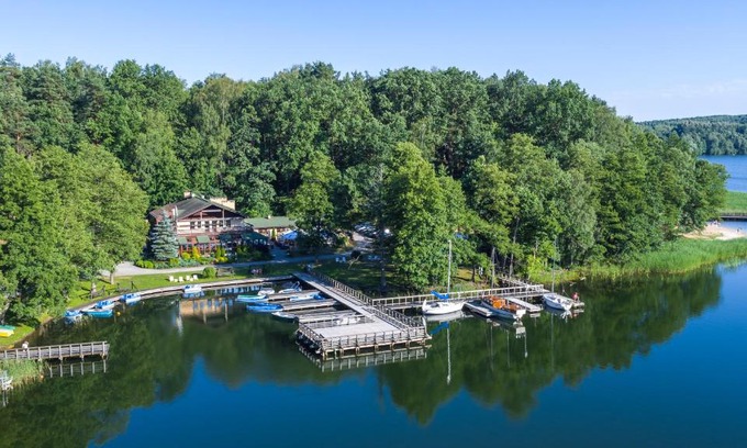 Gietrzwald Resort | Beachfront Retreat at Przystanek Zatoka with Ocean Views
