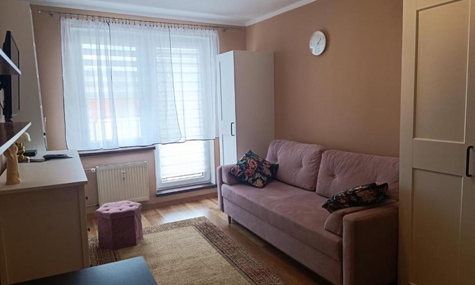 Borne Sulinowo Apartment | Cozy Apartment - Guest Rated 9.4/10 & Child Friendly