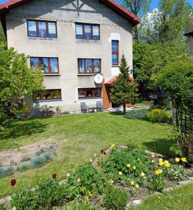 Pszczyna Apartment | Family-Friendly Stay at Pszczyna Centrum in the Heart of Town