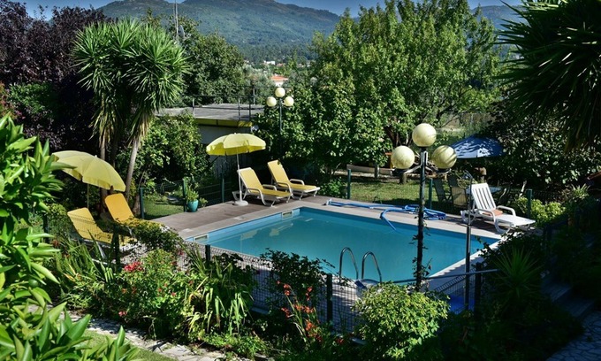 Lanheses Cottage | Relaxing Villa with Garden & Ocean View in Viana do Castelo