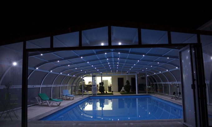 Cardielos Bed & Breakfast | Comfortable AFIFE Room with Double Bed & Spa Amenities