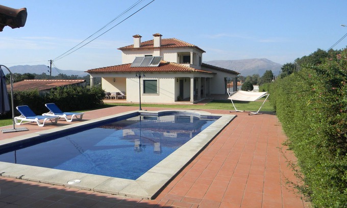 Cardielos Villa | Relaxing Villa with Pool, Ocean View - Perfect for 8 Guests