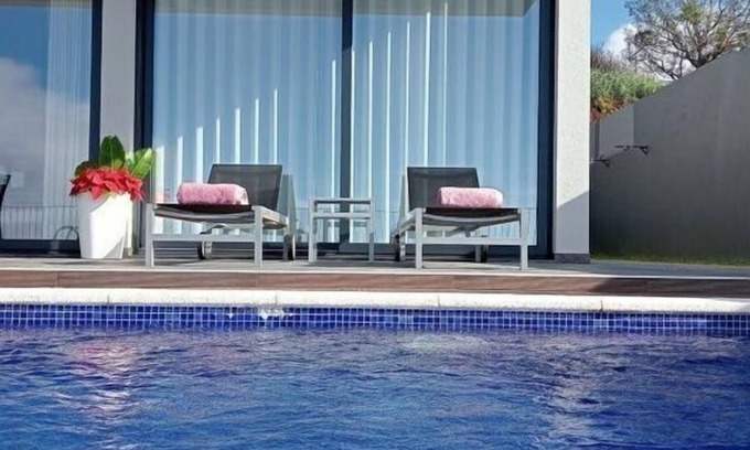 Ponta do Pargo Villa | Casa OM: Family-Friendly Holiday Residence with Kitchen