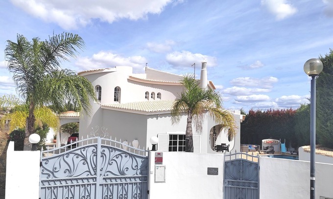 Olhos D'Agua Villa | Beachside Villa with Ocean View, Rated 9.4/10 by Guests