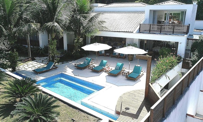 Cabore Villa | Elegant 5 Suites Home with Pool & Spa in Paraty