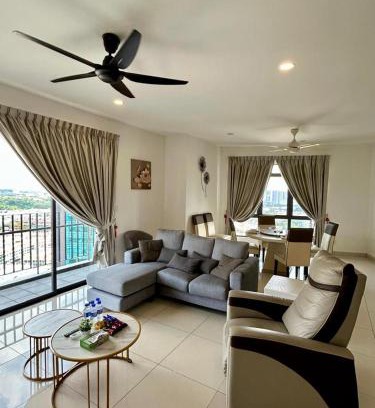 Puchong Apartment | Puchong Trigon Residence Setiawalk 6-8 Pax LRT 5Mins BY Marvels Homestay
