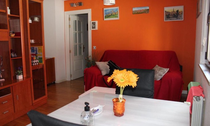 Old Town of Avila Apartment | Discover Puenteroma Número 65: Family-Friendly Retreat