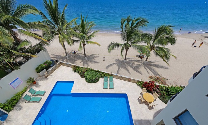 Colonia 5 de Diciembre Condo | Experience PUERTA AL MAR: Direct Ocean Views & Pool Access