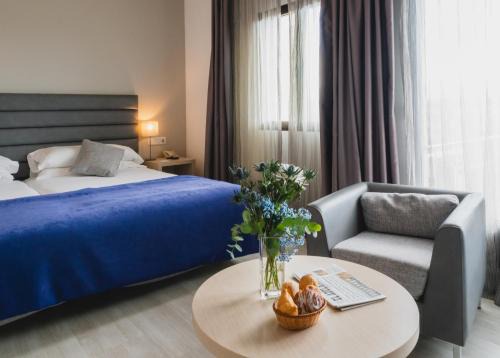 La Lastrilla Hotel | Relax at Puerta de Segovia: 4-Star Oceanfront Retreat