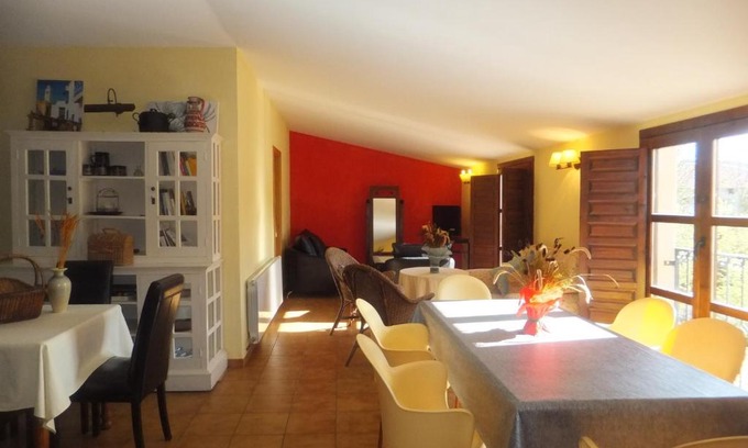 Riopar House | Relax at Puerta del Arco - Pet and Child Friendly Stay