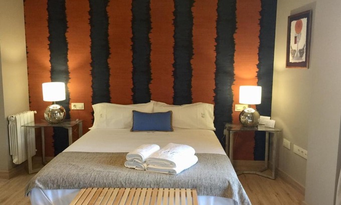 Plasencia Apartment | Family-Friendly Getaway at Puerta Trujillo - 8.8 Rated