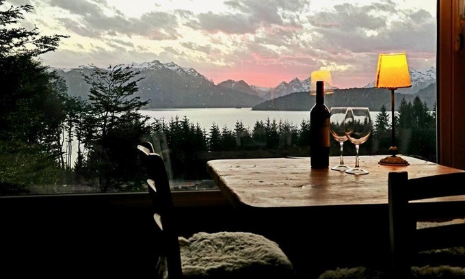 Correntoso Apartment | Unforgettable Lake Views at Puerto Esmeralda - Guest Rated 9.8