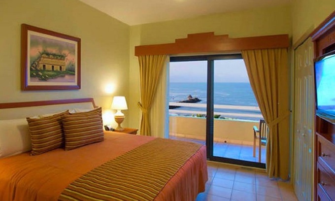 Bajio Resort | Family-Friendly Puerto Vallarta Resort with Oceanfront Amenities