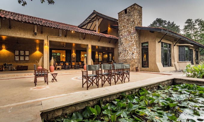 Panna Hotel | Experience Pugdundee Safaris at Ken River Lodge: Family Fun
