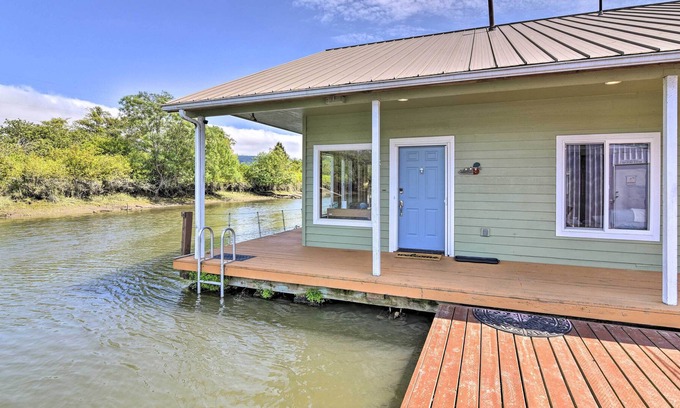 Cathlamet House | Puget Island 'Floating Home' w/ Dock & Boat House!