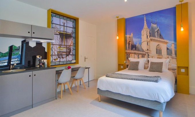Bourges Apartment | Modern Comfort at Puits de Jouvence for Family Getaways