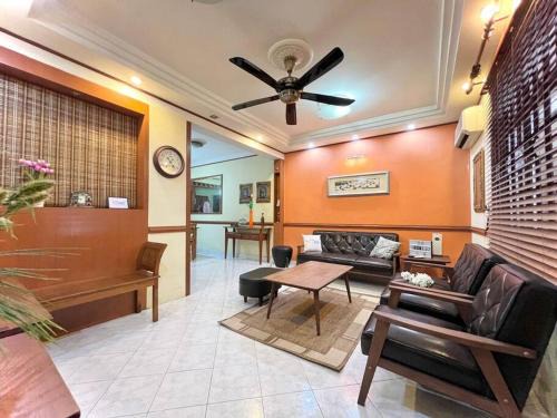 Pulai House | Family-Friendly Pulai Homestay: Your Ideal JB Retreat