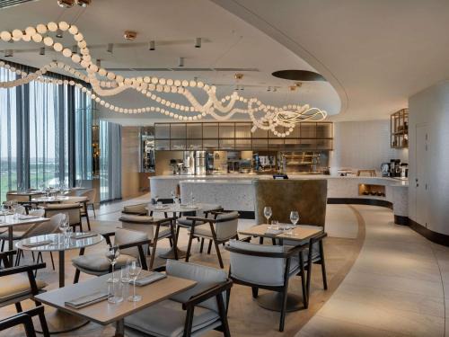 Mangere Hotel | Elegantly Designed Pullman Auckland Airport with Great Amenities