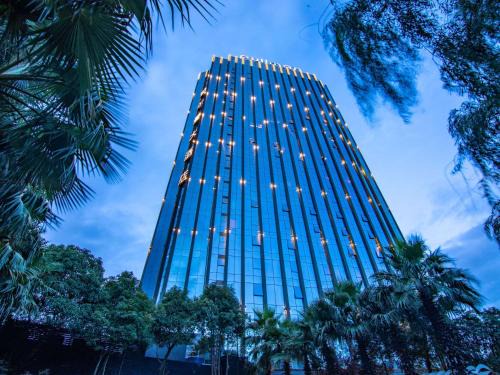 Nanming District Hotel | Explore Pullman Guiyang: 5-Star Hotel with Spa & Pool