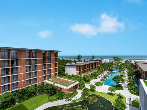 Takua Pa Hotel | Elegant Pullman Khao Lak Resort with Ocean Views & Spa
