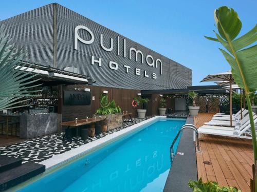 Armendariz Hotel | Experience Pullman Lima Miraflores with Ocean Views & Pool