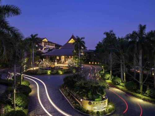Jinghong Resort | Beautiful Pullman Resort Xishuangbanna with Ocean Views