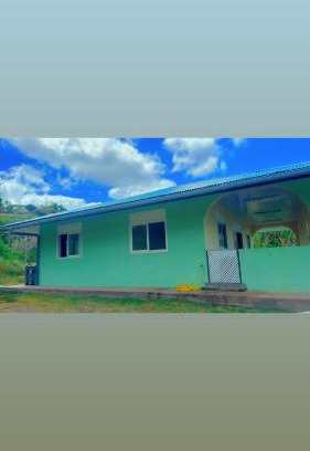 Atuona Apartment | Explore PUNAEI LODGE: Family-Friendly Retreat with Kitchen