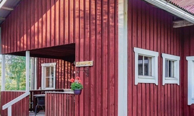 Pargas House | Lake View Retreat at Punasotka 2 by Interhome