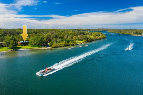 Dunbogan House | Experience Punt House: Riverfront Retreat with Private Beach
