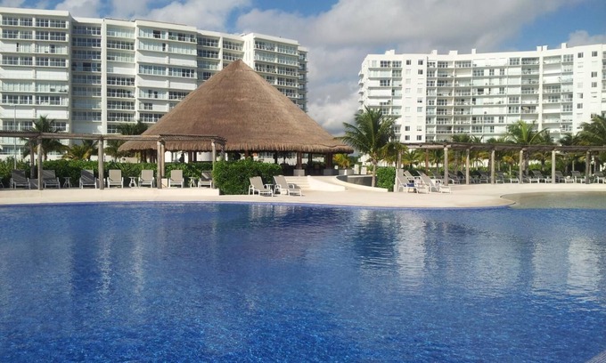 Puerto Juarez Apartment | Punta me Luxury Apartment beach front & ocean view
