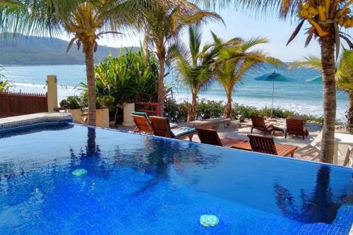 Punta Negra Apartment | Beachfront Studios at Punta Mita Litibu with Hot Tub