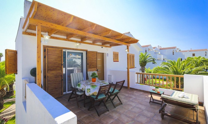 La Pineda Apartment | Oceanfront Apartments Punta Prima ROMA with Pool & Spa