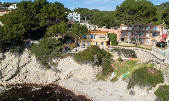 Sant Elm Apartment | PuntBlanc Residences: Pet-Friendly Retreat with Ocean Views