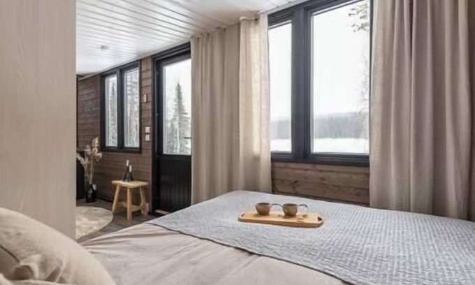 Kolari House | Cozy Retreat with Fireplace, Kitchen & BBQ Near Skiing