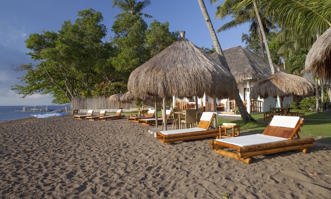 Dauin Hotel | Relax at Pura Vida Beach & Dive Resort - Rated 9.4/10