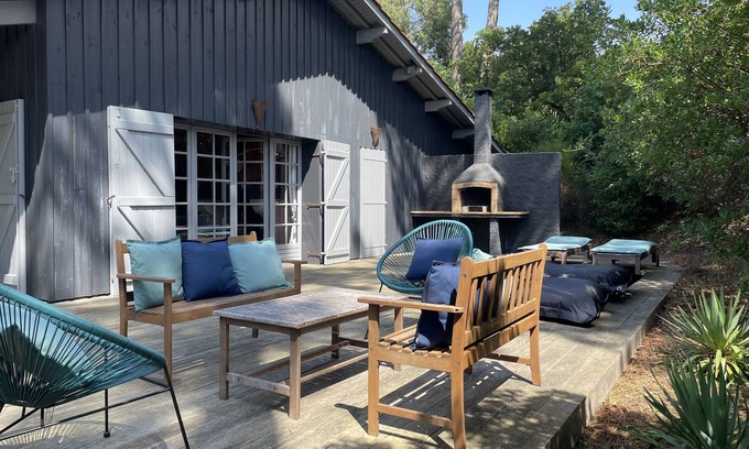 Le Canon House | Pura Vida: Relaxation with Oceanfront Amenities and Top Ratings
