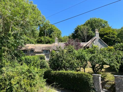 Church Knowle House | Purbeck - Dorset, Idyllic 4 Bed Thatched Cottage