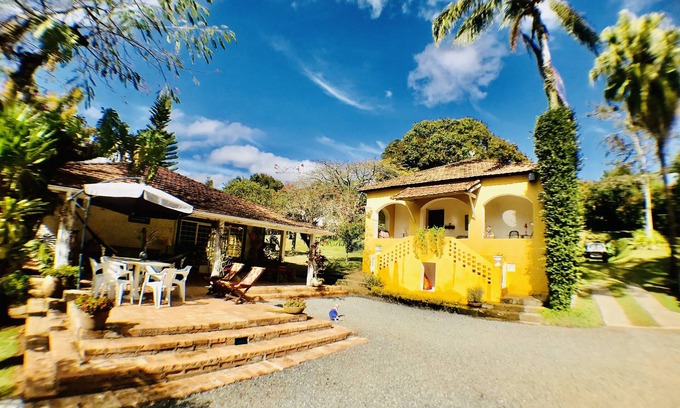 Cunha Cottage | Tranquil Green Retreat in the Heart of Cunha