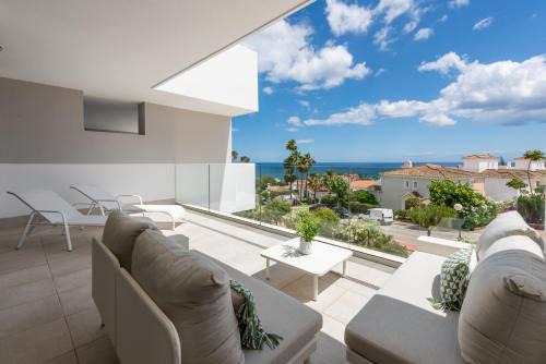 Puerto de la Duquesa Apartment | Discover Pure South 2441 Sea View with Pool & Hot Tub