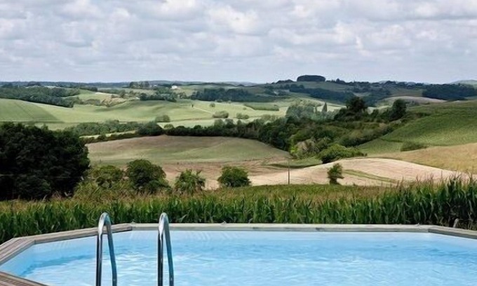 Bouteilles-Saint-Sebastien House | Relax and Explore at Pure Tranquility - Guest Rated 9.4
