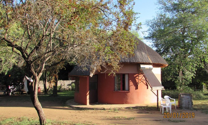 Thorny Bush Game Reserve RV Rental | Experience Pure Wilderness at Amanzimlotzi Bush Camp