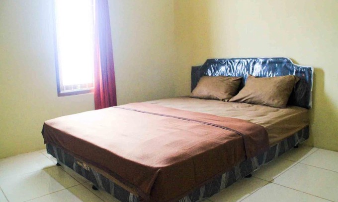 Lamongan Hotel | Family-Friendly Stay at Puri Karomah Syariah RedPartner