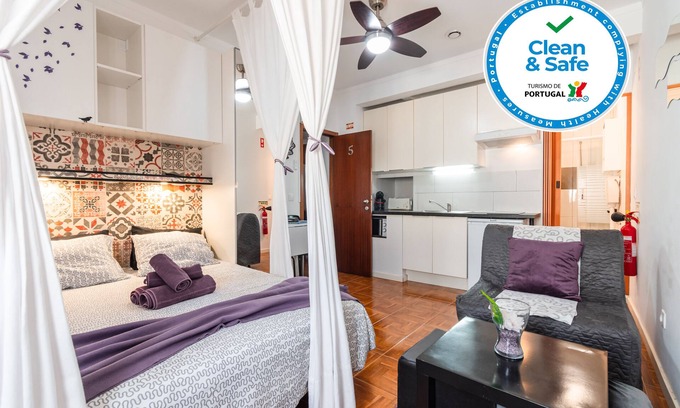 Peniche de Cima Apartment | Cozy Purple Studio Steps from Peniche Beach - Rated 9.8