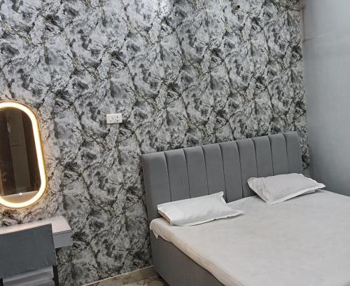 Faizabad House | Guest Rated: Pushp Vilas - Family-Friendly Retreat Awaits