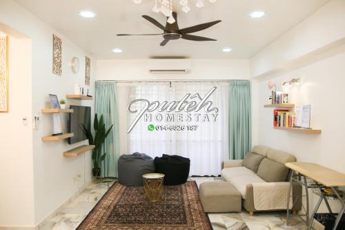 Shah Alam Apartment | Discover Puteh Homestay: 4-Star with Pool & Spa