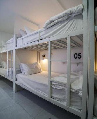 Rantau Panjang Hostel | Budget-Friendly Stay at Putih Hostel with Kitchen Access