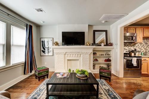 Central Oklahoma City Apartment | Putnam Pad I: Cozy Retreat Near Asian District & I-44