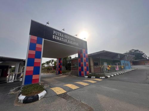 Sematan Hotel | Tranquil Putra Sentosa Retreat Camp with Oceanfront Views